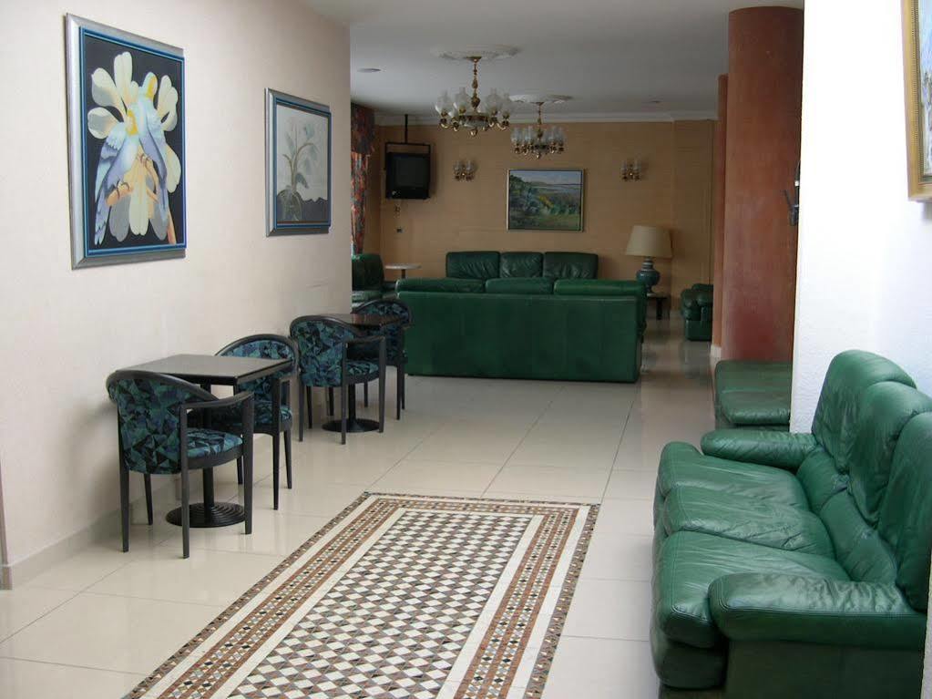 Hôtel Christ Roi Lourdes Exterior foto
